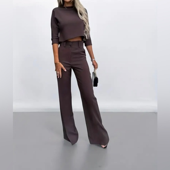 Adorable NWT boutique deep red High-waist, wide-leg 2-piece pant set! Size XS. - Picture 2 of 14